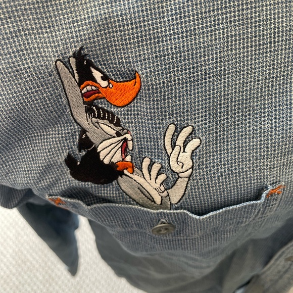 1996 Vintage Looney Tunes Warner Brothers Embroidered Denim Shirt. Size S - Picture 3 of 7